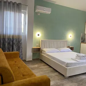 Gray&oli , Vlorë Albánie